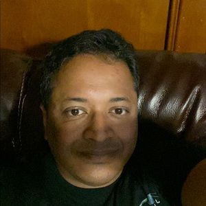 Meet your Posher, Gijo